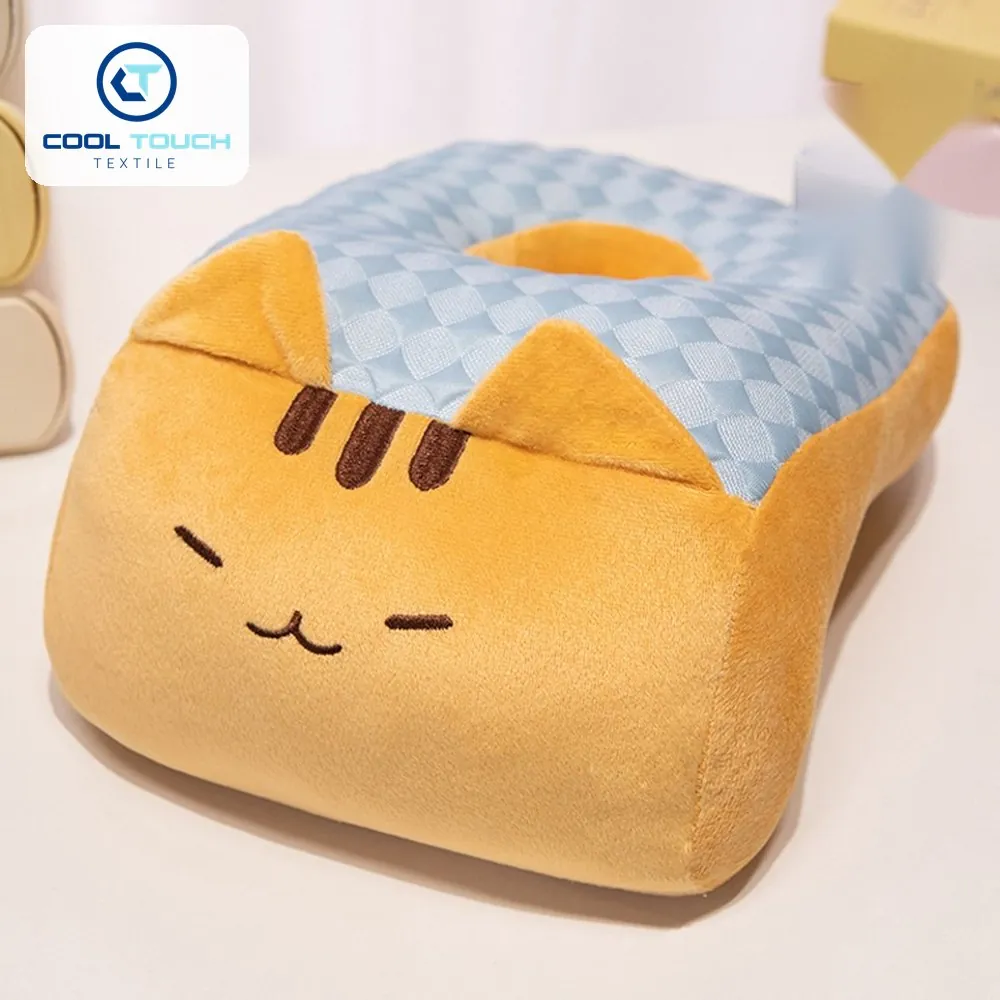 Cat L-Shape Ice-Silk Nap Pillow 4