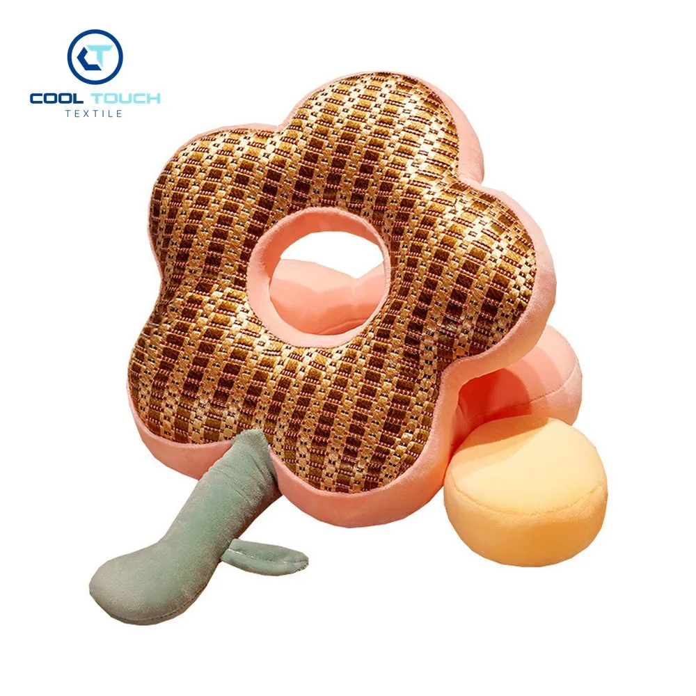 Flower Reversible Nap Pillow – Rattan Mat / Ice Silk 1